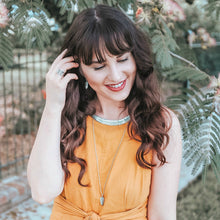 Load image into Gallery viewer, Banana Leaf Choker Necklace