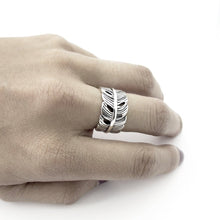 Load image into Gallery viewer, Banana Leaf Ring