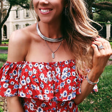 Load image into Gallery viewer, Banana Leaf Choker Necklace